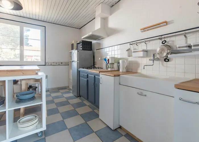 Hébergement de vacances La Préfaillaise - 800m - Parking